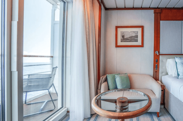 Paul Gauguin Cruises, D Balcony 2.png